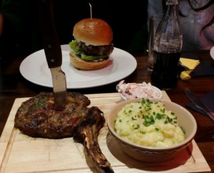 Man vs Food, London - Isleworth steak