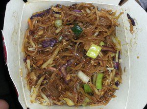 yoyo-noodle_satay-mixed-meat