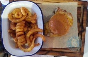 Kids Chicken Burger & Panko Onion Rings
