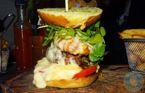 mac n cheese burger steak out