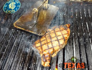 texas roadhouse dubai steak burger meat halal food review