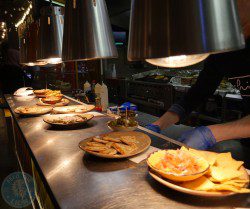 chiquen grilled Chiqken the chiqui way wood green halal burger food