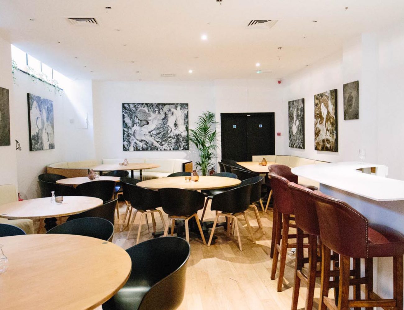 James Cochran Restaurant