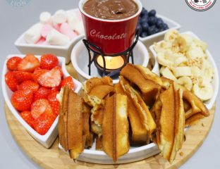 Shakes & Co dessert parlour ice cream willesden