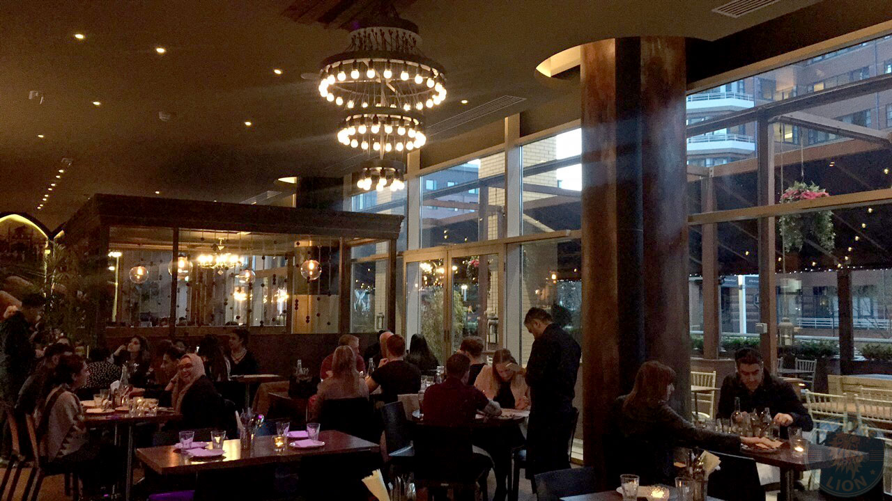 Scene Indian Restaurant Manchester Halal Food Feed the Lion