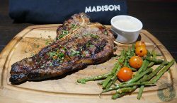 Madison Steak & Lobster - Burger Halal Whitechapel