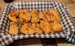 Wraps and Wings Eastcote London Halal Restaurant chicken