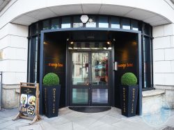 Mango Tree Belgravia halal London restaurant Pan Asian