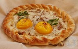 The Lebanese Bakery, Covent Garden, London, Halal, pizza