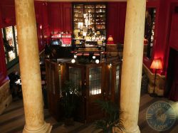 Rake's Cafe Bar Liverpool St. London Halal