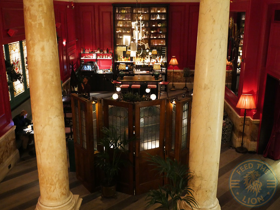 Rake's Cafe Bar Liverpool St. London Halal Feed the Lion