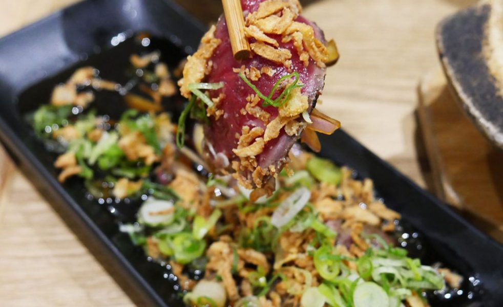 S17) <strong>Beef Tataki</strong> (Premium Side) – thinly sliced seared sirloin beef with garlic soy dressing, £2.00