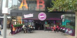 Treatz Wembley 'London Designer Outlet' Halal Friendly Restaurant