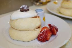 Fluffy Fluffy Liverpool London UK Halal Japanese Dessert cake tiramisu