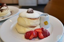 Fluffy Fluffy Liverpool London UK Halal Japanese Dessert cake tiramisu