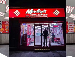 Morley's Halal Chicken Restaurant London Oval Station