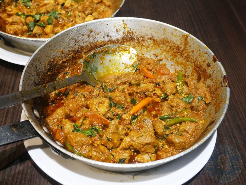 Akbar's Bradford award winning halal curry Indian Balti house Feed