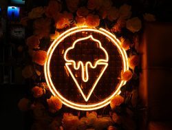 Biskits Manchester Withington dessert cake restaurant curry mile