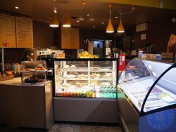 Cocobeanz Morden Norbury Halal coffee restaurant breakfast cake dessert