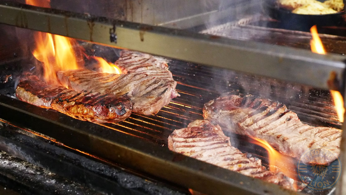 Farm House (British/Indian) Coventry Halal restaurant FARMHOUSE Feed