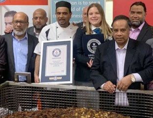 Chef Oli Khan Guinness World Record Onion Bhaji East London Mosque