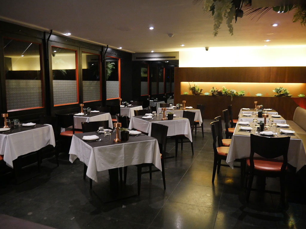 Thai Halal restaurant Patara London Oxford Circus MayFair Feed the Lion