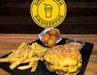 Shakedown 2.0 Halal restaurant Burger American, Desserts Manchester