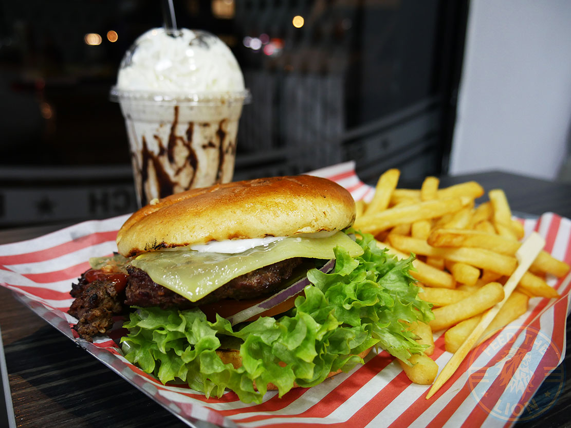 Tiago's Flame Grille Luton Halal restaurant Feed the Lion